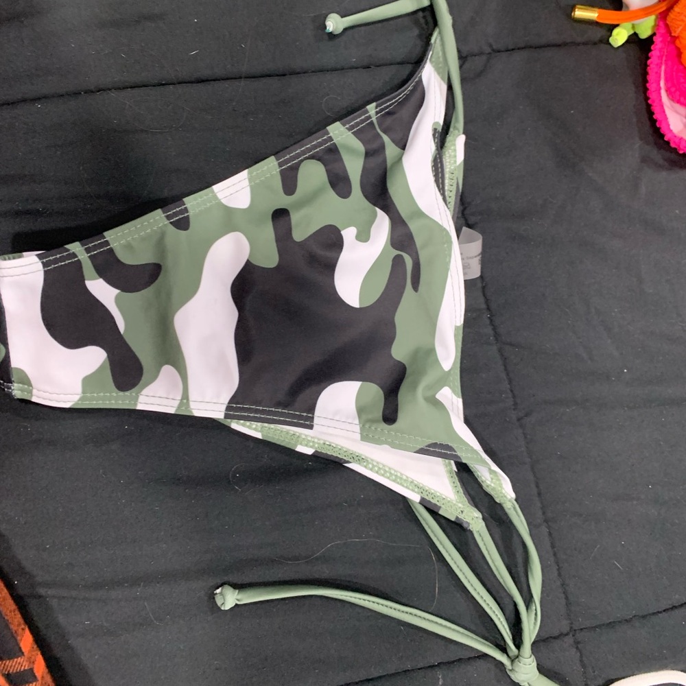 Camo bikini set